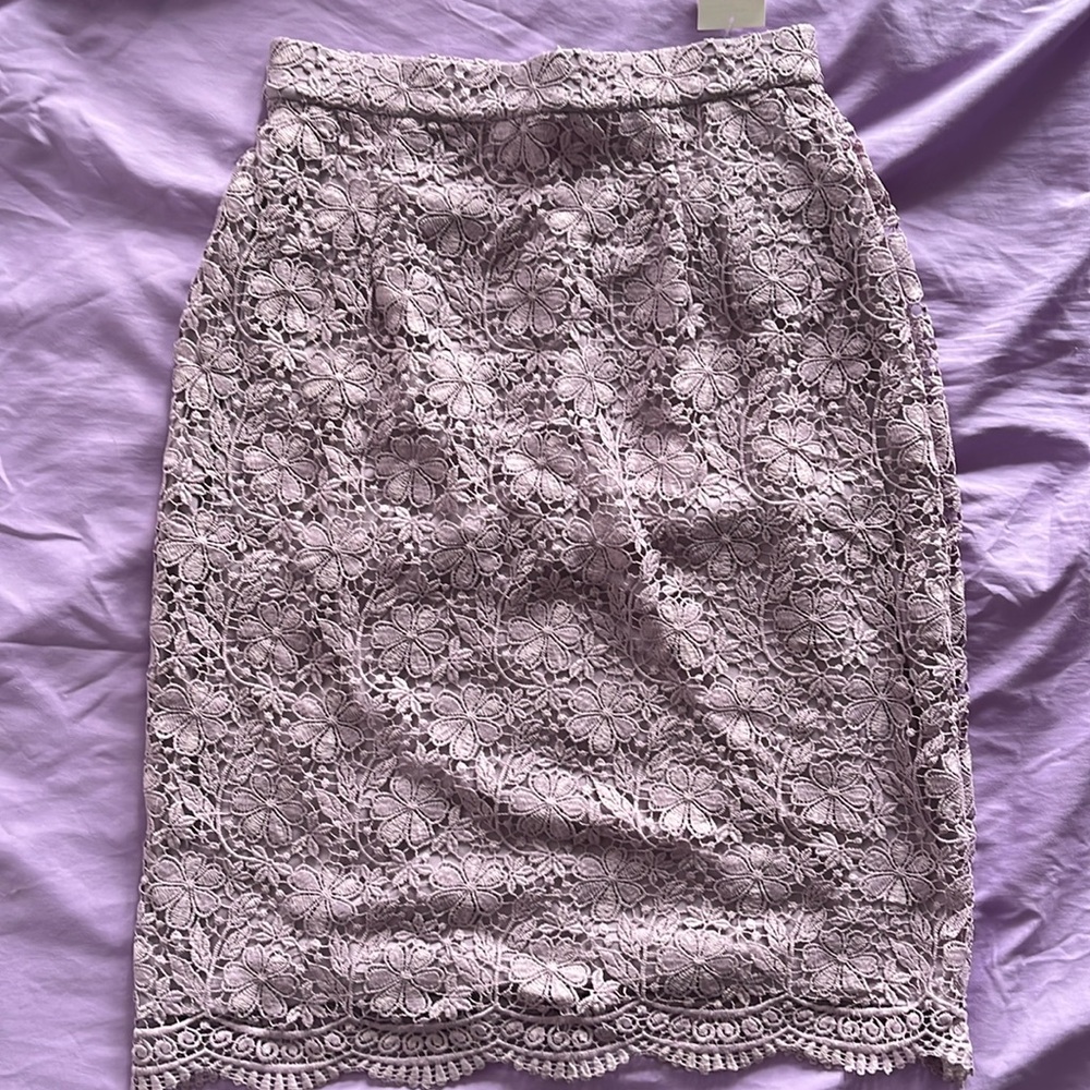 Brand new with tag Uniqlo skirt lace S